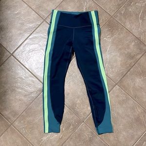 Athleta Crunch 7/8 Tight